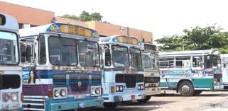 கைப்பேசியைப்-பயன்படுத்தியவாறு-பேருந்தைச்-செலுத்திய-சாரதி-இடைநிறுத்தம்-–-வடமாகாண-போக்குவரத்து-அதிகார-சபை-நடவடிக்கை