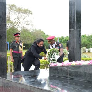 யாழில்.-உயிர்நீத்த-இந்திய-இராணுவத்தினருக்கு-அஞ்சலி