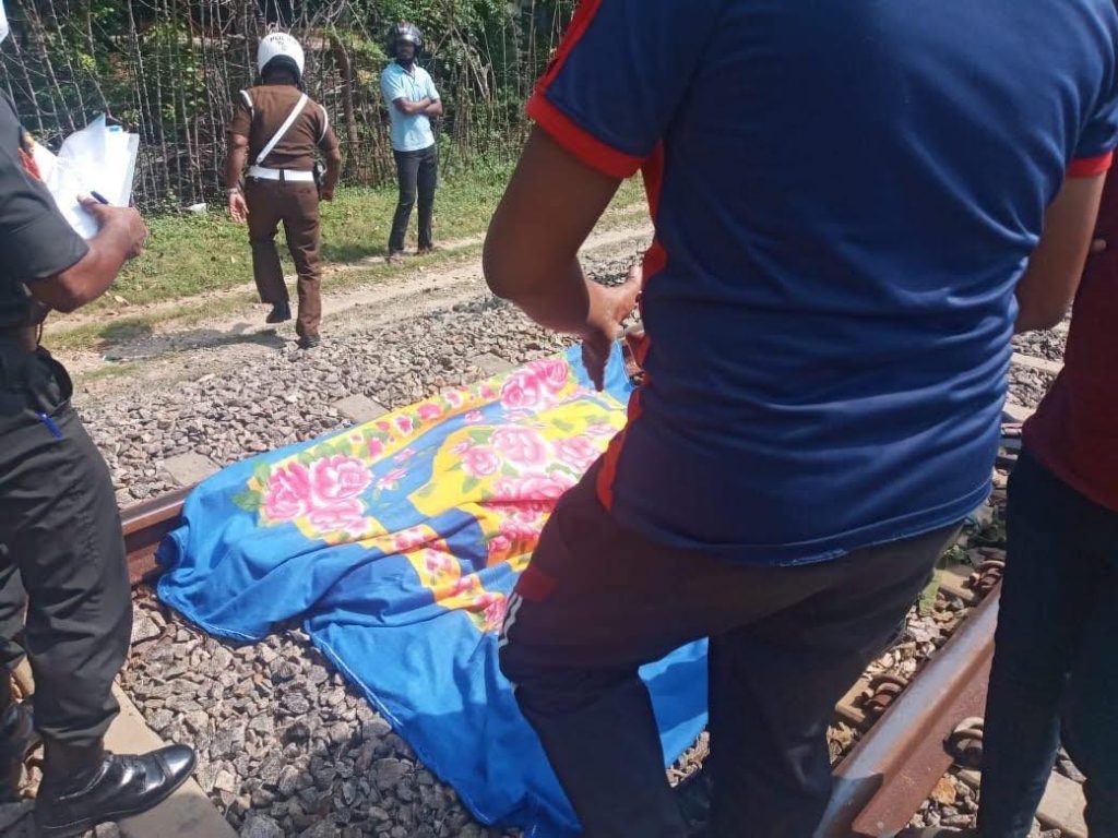 கரடிப்புலவு-கிராமத்தில்-அடித்துக்கொலை!