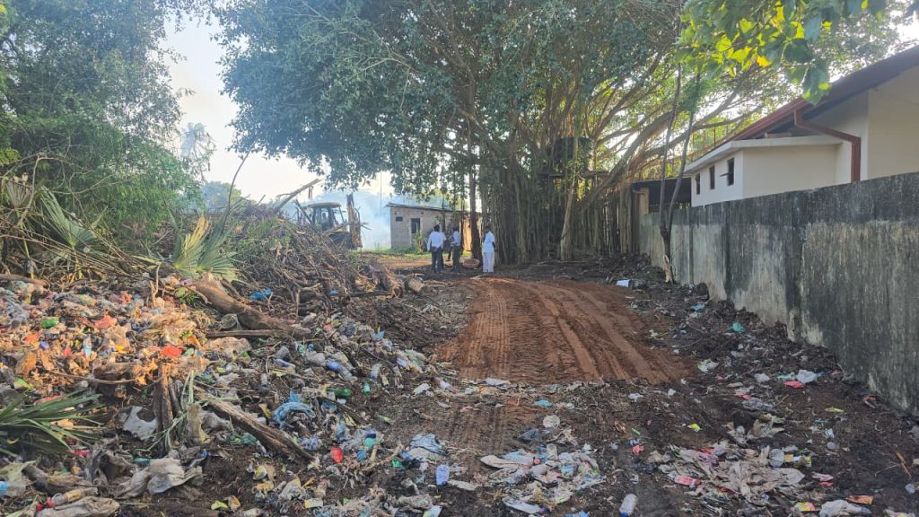 மன்னாரில்-32-வருடங்களின்-பின்னர்-திறக்கப்பட்ட-வீதி