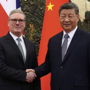 பிரிட்டிஷ்-குடிமக்கள்-விசா-இல்லாமல்-சீனா-செல்ல-அனுமதி