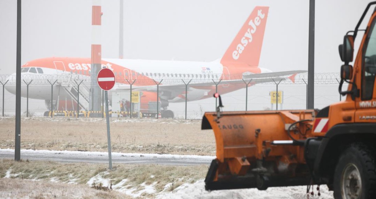 பேர்லினில் இரண்டாவது நாளாகவும் விமான சேவைகள் இரத்து