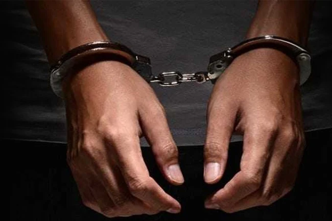 மாணவர்கள் , இளைஞர்களை இலக்கு வைத்து போதைப்பொருள் வியாபாரத்தில் ஈடுபட்டவர் கைது !