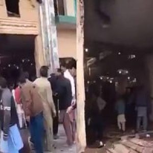 26 6985C85C8963A 300X200 1