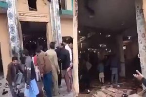 பாகிஸ்தானில் குண்டுவெடிப்பு: 15 பேர் உயிரிழப்பு