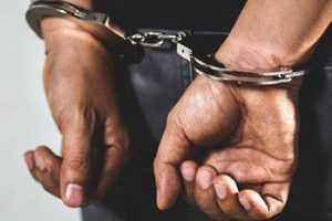 மாணவியை தாக்கிய ஆசிரியர் கைது – நானுஓயாவில் சம்பவம்