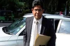 சபாநாயகருக்கு எதிராக சமிந்த குலரத்ன முறைப்பாடு