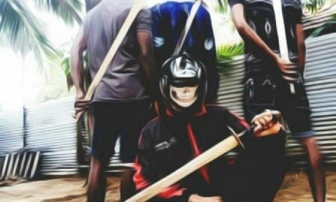 யாழில் இருந்து தப்பி சென்ற வன்முறை கும்பலை சேர்ந்தவர்கள் 09 வருடங்களின் பின் இந்தியாவில் இருந்து நாடு கடத்தப்பட்டனர்