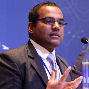 குருபரன் 300X300 1