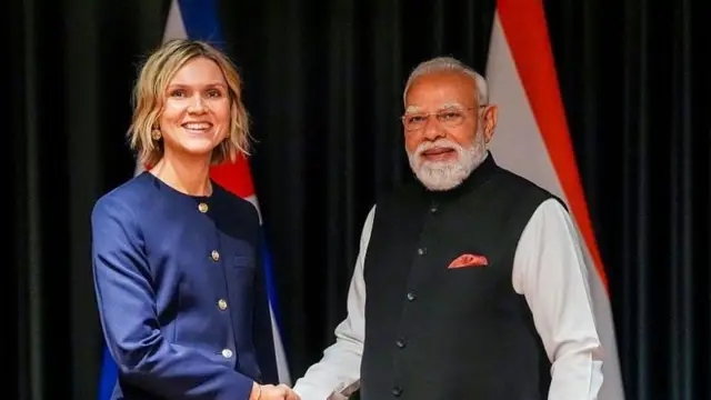 நாம் குறிப்பிடும் அந்த நார்வே செய்தித்தாள் 'ஆஃப்டன்போஸ்டன்'  ஆகும், இது நார்வேயின் மிகப்பெரிய மற்றும் மிகவும் செல்வாக்கு மிக்க நாளிதழ்களில் ஒன்றாகக் கருதப்படுகிறது.