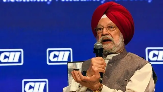 இந்தியாவில் பெட்ரோல், டீசல் விலை 10 நாளில் 4 முறை உயர்வு - சாமானியருக்கு என்ன பாதிப்பு?