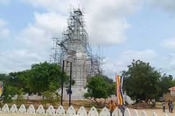 தையிட்டியில் சட்டவிரோத விகாரை அமைந்துள்ள காணிக்குள் கையகப்படுத்தப்பட்டுள்ள பிரதேச சபைக்கு சொந்தமான வீதியினை மீ