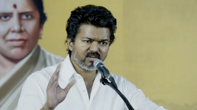தமிழ்நாட்டில் ஆட்சி அமைக்க தவெக தலைவர் விஜய் முன் இருக்கும் வாய்ப்புகள் யாவை?