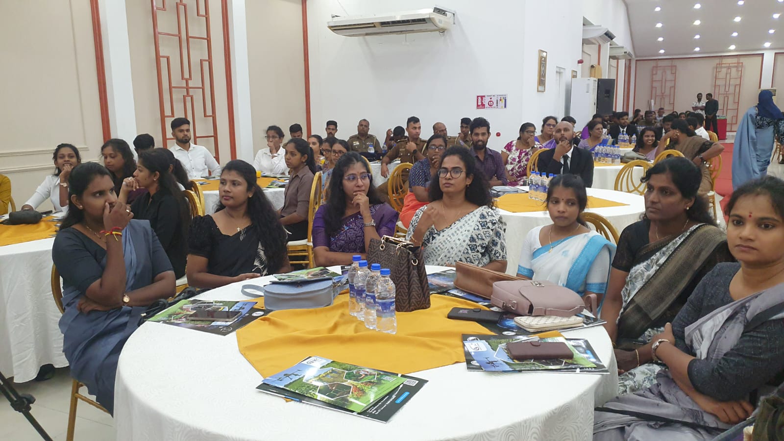 வடமாகாண சட்டத்தரணிகள் மற்றும் பொலிஸாருக்கான டிஜிட்டல் சட்டப் பணி தொடர்பான சட்டக் கருத்தரங்கம் நேற்றைய தினம்
