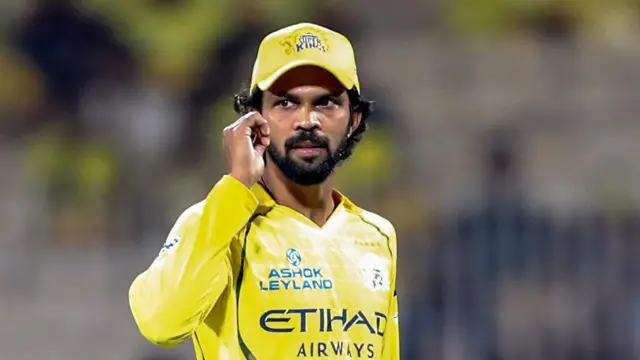 நடப்பு சீசனில் சிஎஸ்கே ஜொலிக்க முடியாமல் போனது ஏன்? 5 முக்கிய விஷயங்கள்
