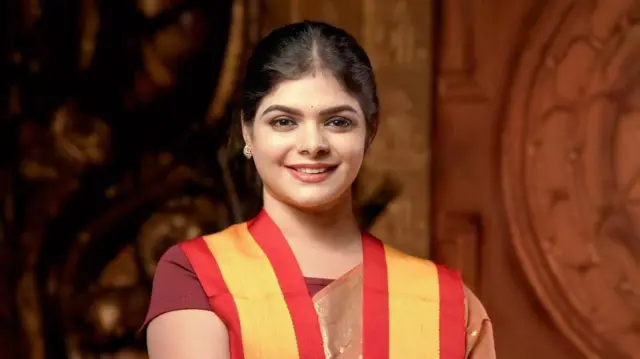 ஜோதிடர் முதல் ஆசிரியை வரை – தவெகவின் 13 பெண் எம்.எல்.ஏக்களின் பின்னணி