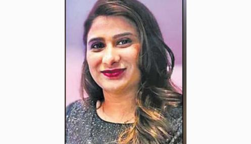 தெலுங்கானா மாநிலம் ஐதராபாத் நியூ சிவபுரி காலனியைச் சேர்ந்த தேவேந்திர ரெட்டி-சுனிதா தம்பதியின் மகள் ஸ்ரீவீணா