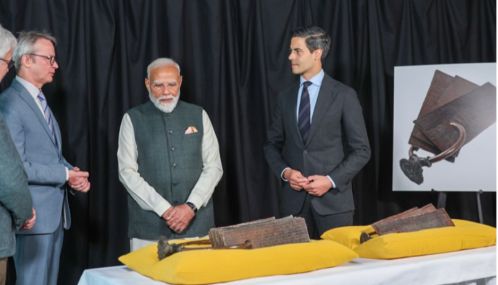 ஐரோப்பிய நாடுகளுக்கான சுற்றுப்பயணத்தின் ஒரு பகுதியாக நெதர்லாந்து நாட்டுக்கு சென்றடைந்த பிரதமர் மோடிக்கு அந்நாட