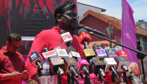 மட்டக்களப்பில் பிரதேச வாதம் மேட்டுக்குடி வர்க்கத்தின் ஆதிக்கம் தோற் கடிக்கப்பட்டு நாம்  அதிகாரத்தை கைப்பற்றினோம்