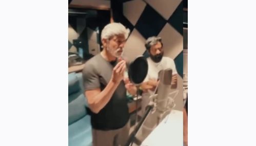 ராம் சரண் நடிப்பில் உருவாகியுள்ள படம் ‘பெத்தி’. இந்த படத்தினை இயக்குனர் புச்சி பாபு சனா
