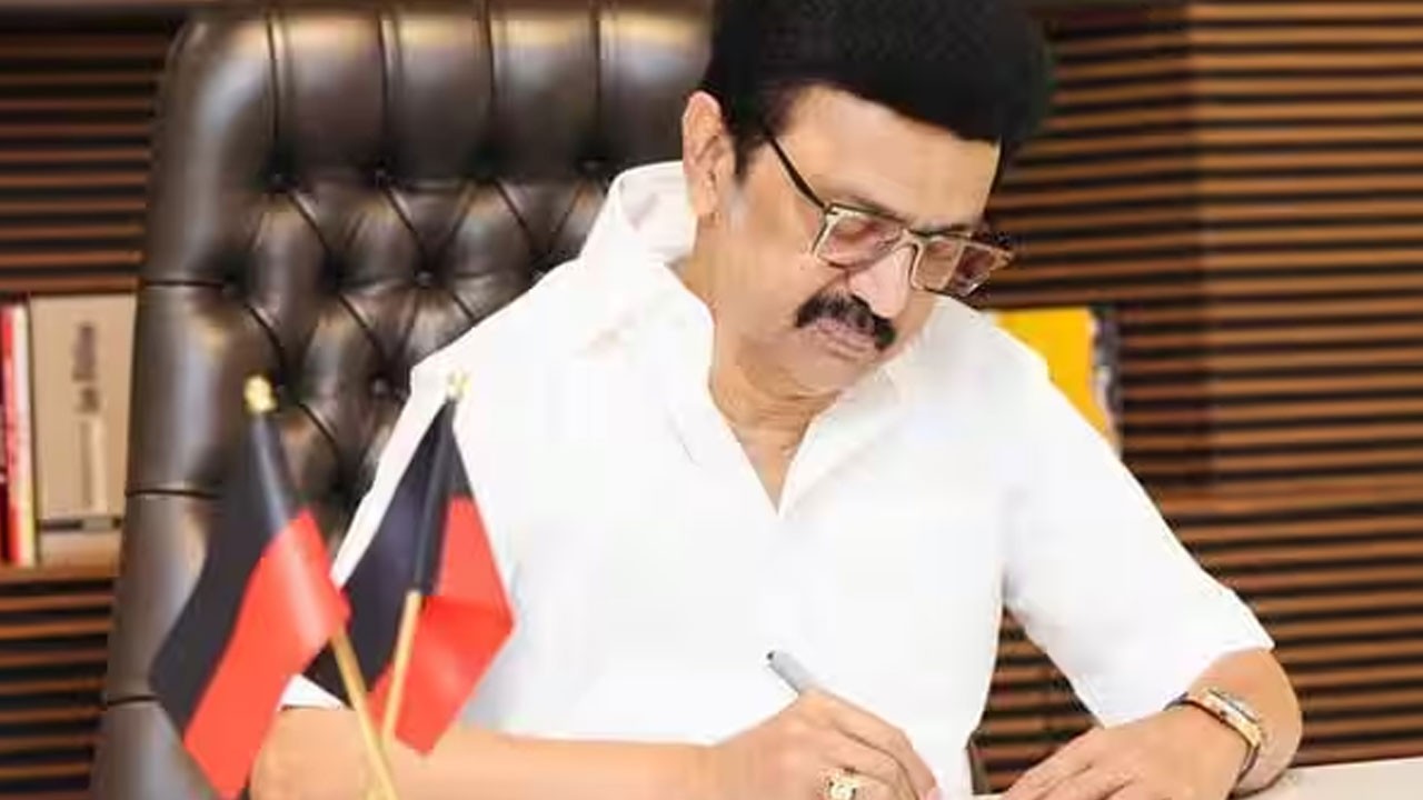 ராஜினாமா செய்தார் மு.க.ஸ்டாலின்