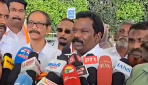 2026 சட்டமன்ற தேர்தலுக்கான தமிழ்நாடு காங்கிரஸ் திமுகவுடன் கூட்டணி வைத்தது. இருப்பினும் தவெகவுடனும் மறைமுக பேச்