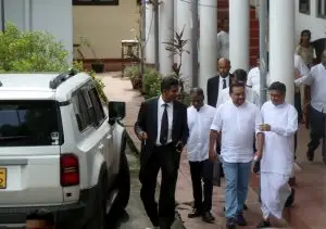 தற்போதைய அரசாங்கத்தின் ஆயுட்காலம் முடிவடையப் போகின்ற காரணத்தினாலேயே இவ்வாறான பழிவாங்கல் நடவடிக்கைகளில் ஈடுபட்ட