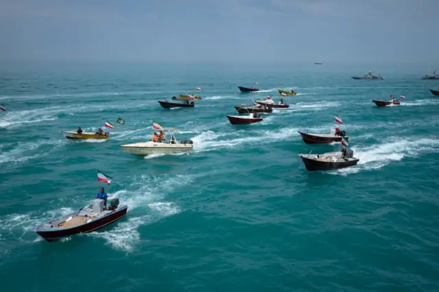 பாரம்பரியக் கடற்படைப் போருக்காக இந்தப் படை வடிவமைக்கப்படவில்லை.