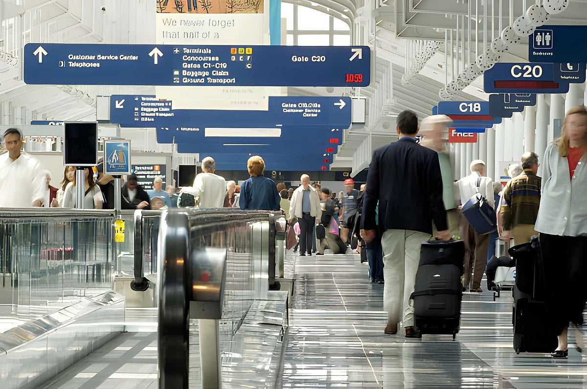 Busiest Airport: அமெரிக்க கோட்டையை அசைத்துப் பார்க்குமா துபாயும் டோக்கியோவும்? | புள்ளிவிவரங்கள்
