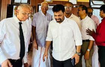 சிறீலங்கன் ஏயார்லைன்ஸ் நிறுவனத்திற்கு 2013ஆம் ஆண்டு 14 'ஏயார்பஸ்' விமானங்களைக் கொள்வனவு செய்ததில் இட