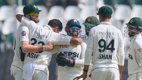 BAN vs PAK Test: Pakistan Cricket Shames the Nation: Kamran Akmal Lashes