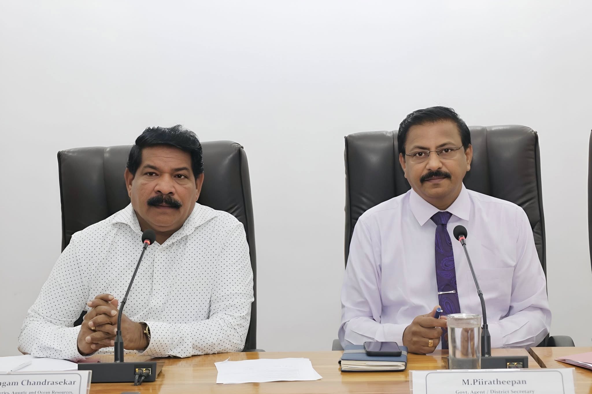 வடக்கு கிழக்கில் ஊழல் முறைகேடுகளை செய்த அரச அதிகாரிகளை தேசிய மக்கள் சக்தி அரசாங்கம் கைது