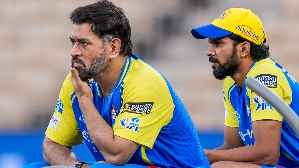CSK: “தோனி பற்றி பேசுவதெல்லாம் என் சம்பளத்துக்கு மேலானது”.. சிஎஸ்கே பயிற்சியாளர் சொன்ன அதிரடி பதில்
