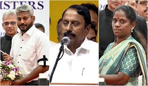 தமிழக அமைச்சர்களாக காங்கிரஸ் கட்சியின் 2 எம்எல்ஏ.,க்கள் உள்பட 23 பேர் இன்று பதவியேற்றனர். அவர்களுக்கு