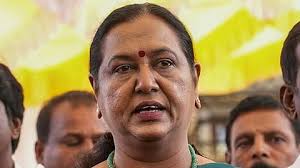 உயர்த்தப்பட்ட பெட்ரோல், டீசல், சிஎன்ஜி மற்றும் எரிவாயு சிலிண்டர் விலையை உடனடியாகத் திரும்பப் பெற வேண்டும்.