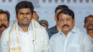 சட்​டப்​பேர​வைத் தேர்​தல் தோல்வி காரண​மாக பாஜக தலை​வர் நயி​னார் நாகேந்​திரன் பதவி விலக அண்​ணா​மலை ஆதர​வாளர்​கள