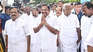 தன்னை சட்​டப்​பேரவை அதிமுக தலை​வ​ராக அறிவிக்கக்​கோரி முன்​னாள் அமைச்​சர் எஸ்​.பி.வேலுமணி அளித்த கடிதத்தை ஏற்​க
