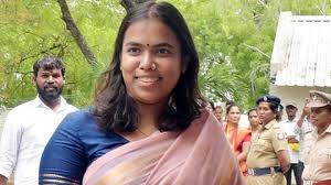 “விபத்தில்லாமல் பட்டாசுத் தொழிலை மேற்கொள்ள வல்லுநர் குழு விரைவில் அமைக்கப்படும். கொடுத்த வாக்குறுதிகளை ஒவ்வ