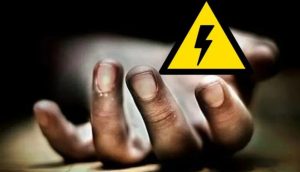 கொடவெஹெர பொலிஸ் பிரிவுக்குட்பட்ட பலுகொல்ல பகுதியில் நேற்று சனிக்கிழமை (16) மின்சாரம் தாக்கி ஒருவர் உயிரிழந்துள