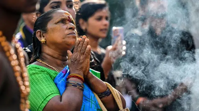 சபரிமலை வழக்கின் தீர்ப்பு இஸ்லாம் உள்பட பிற மதங்களிலும் எவ்வாறு தாக்கம் செலுத்தக்கூடும்?