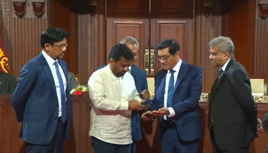 அரசாங்கத்தின்படி, இந்த மின்னணுப் பரிவர்த்தனைகளுக்கு அதிகபட்சமாக ரூ. 5,000 வரையிலான பரிவர்த்தனைகளுக்கு சேவைக் க
