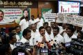 எம்ஜிஆர் மாளிகையில் வெடித்த பஞ்சாயத்து: அதிமுக எம்எல்ஏக்கள் கூட்டம் திடீர் ரத்து 
