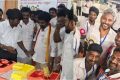 வாளில் கேக் வெட்டிய எம்எல்ஏ, பெண்ணுக்கு பாலியல்: ஆட்சி அமைவதற்கு முன்பாகவே அட்ராசிட்டி ஆரம்பித்த தவெக