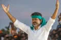 தமிழக வெற்றி கழகம் 108 இடங்களில் வெற்றி பெற்றதாக தகவல்கள் வெளியாகியுள்ள நிலையில், விஜய் ஆட்சியமைக்க