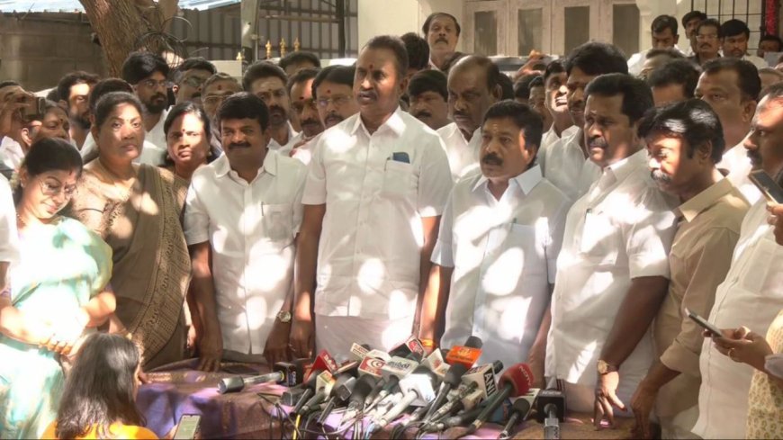 திமுக உடன் கூட்டணி வைத்து முதல்வராக எடப்பாடி முயற்சி செய்தார். ஆனால் நாங்கள் அதை ஏற்கவில்லை