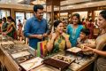 இன்றைய தினம் காலை, மாலை என இருவேளை தங்கம் சவரனுக்கு ரூ.2280 குறைந்துள்ளது.