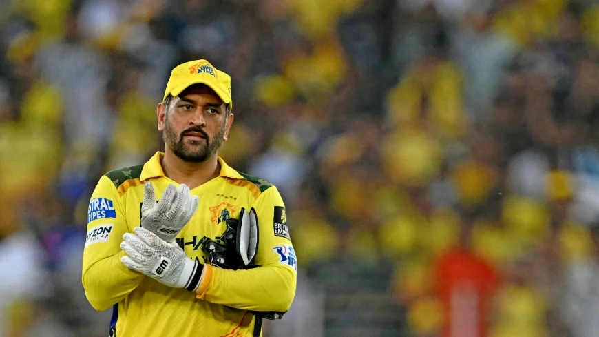 தோனியின் மனதில் என்ன இருக்கிறது என்று யாராலும் கணிக்க முடியாது. 44 வயதாகியிருந்தும், அடுத்த சீசனிலும்