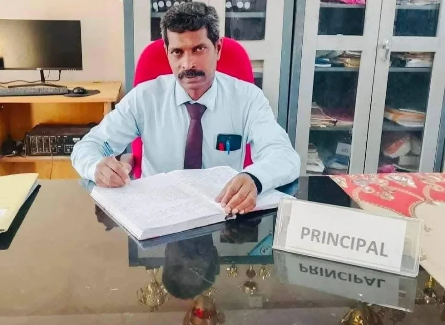 அந்த நேரத்தில் கடற்பரப்பில் பலத்த காற்றுடன் கடும் அலைகள் காணப்பட்டதாகக் கூறப்படுகிறது. படகு நடுக்கடலில் சென்று