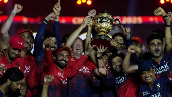 IPL 2026 Royal Challengers Bengaluru s Dominance Andy Flower - Dinesh Karthik Duo Behind the Success IPL 2026 Royal Challengers Bengaluru s Dominance Andy Flower - Dinesh Karthik Duo Behind the Success