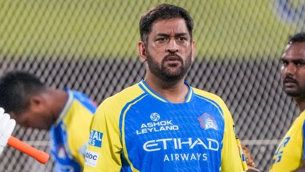 MS Dhoni Leaves CSK Camp Sudden Departure to Ranchi Sparks Rift Rumors with Management MS Dhoni Leaves CSK Camp Sudden Departure to Ranchi Sparks Rift Rumors with Management